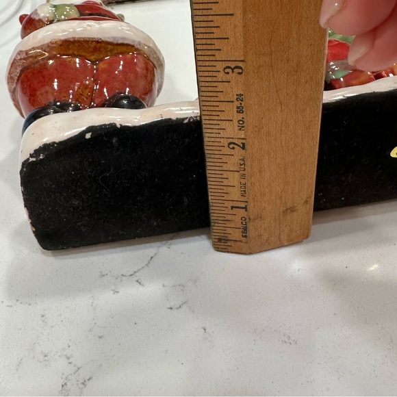 Vintage Ceramic Free Standing 3D Christmas Frame - Santa, Tree & Presents - Picture 9 of 10